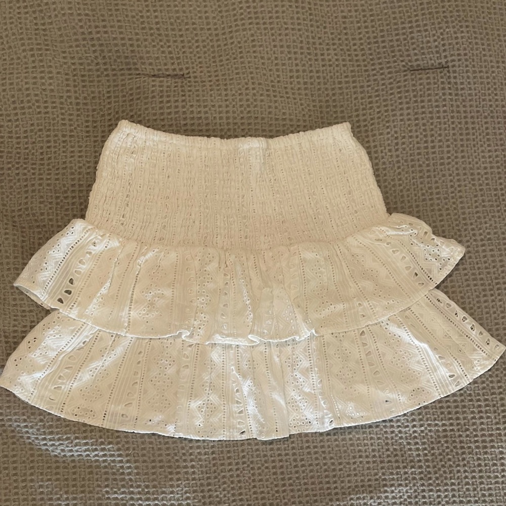 CHOOSY WHITE RUFFLE SKIRT. - Picture 4 of 4